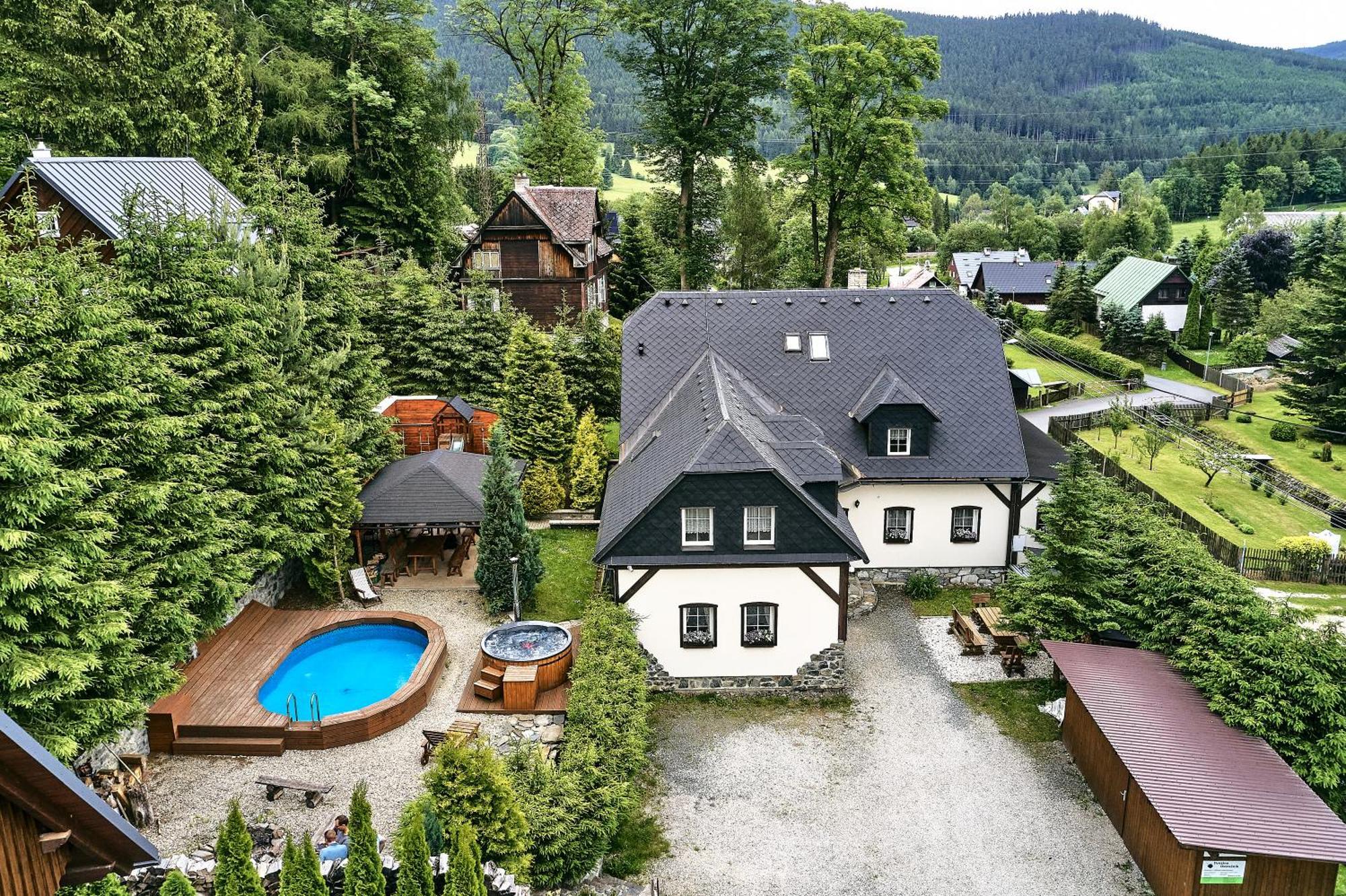 Penzion Ostruznik Ostružná エクステリア 写真